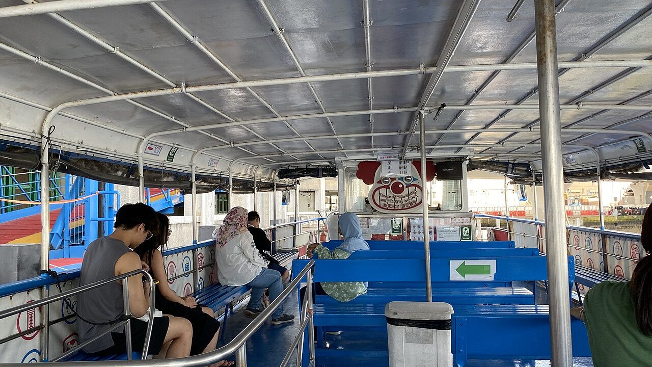 Seasickness on a crossing: routes, cabins and what actually helps